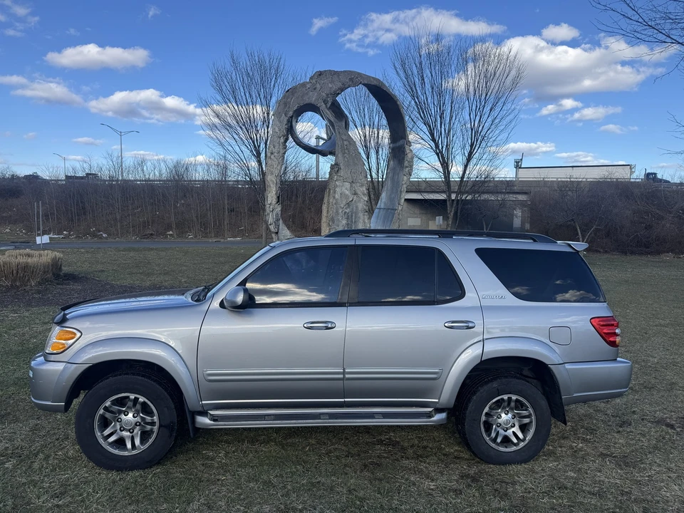 2003 Toyota Sequoia 1st Gen - Image 7 of 21
