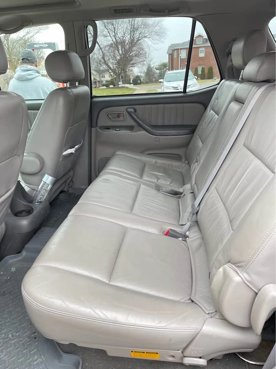 2003 Toyota Sequoia 1st Gen - Image 14 of 15