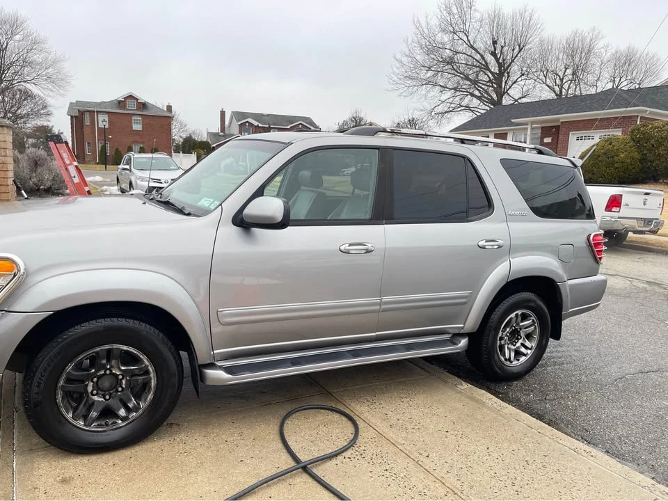 2003 Toyota Sequoia 1st Gen - Image 4 of 15