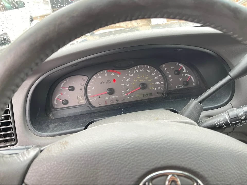 2003 Toyota Sequoia 1st Gen - Image 8 of 15