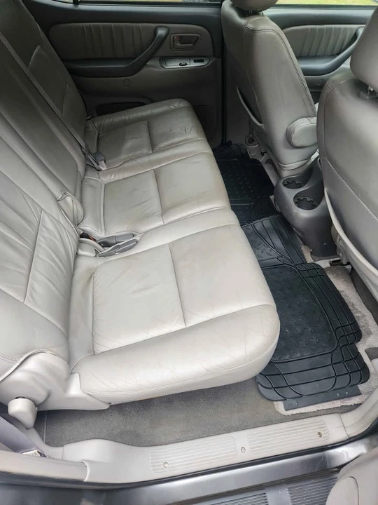 2003 Toyota Sequoia 1st Gen - Image 6 of 8