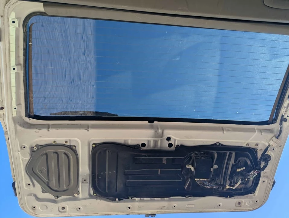 2003 Toyota Sequoia 1st Gen - Image 10 of 10
