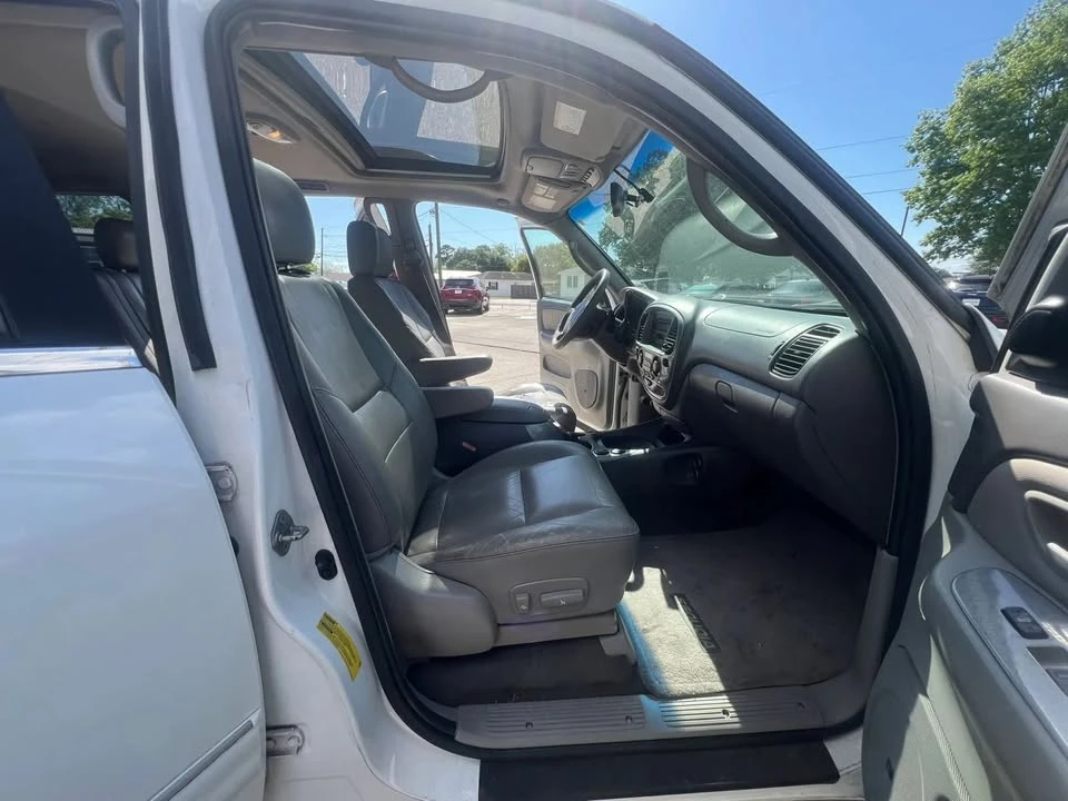 2003 Toyota Sequoia 1st Gen - Image 18 of 20