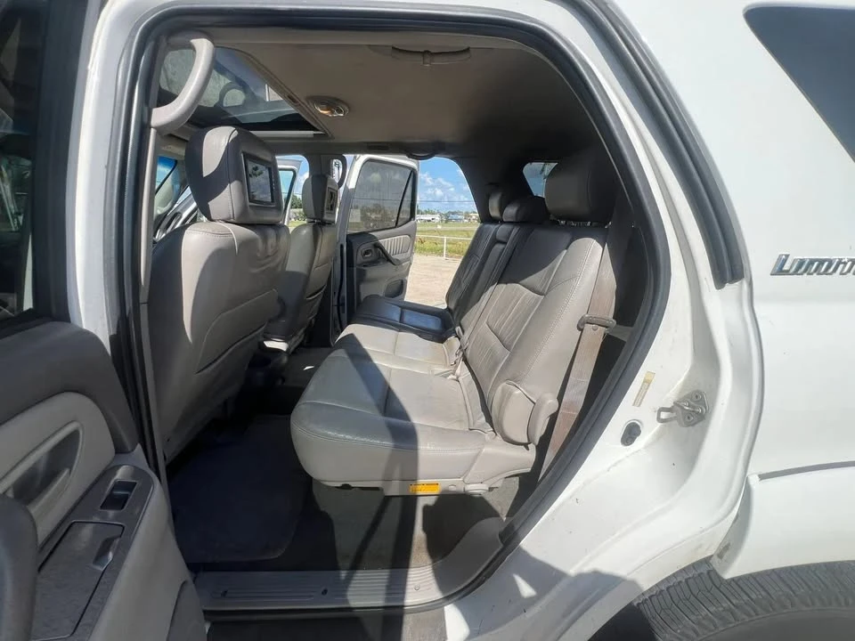 2003 Toyota Sequoia 1st Gen - Image 10 of 20