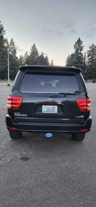 2003 Toyota Sequoia 1st Gen - Image 4 of 13