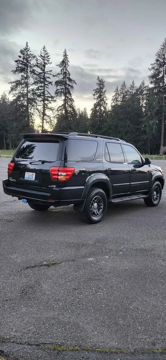 2003 Toyota Sequoia 1st Gen - Image 6 of 13