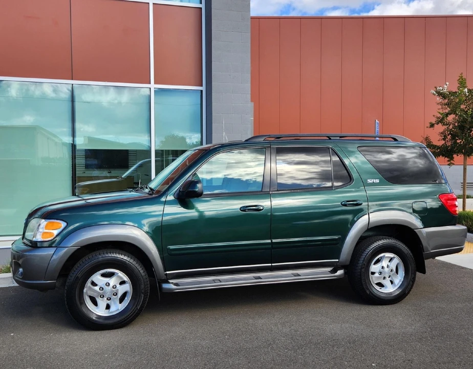 2003 Toyota Sequoia 1st Gen - Image 9 of 31