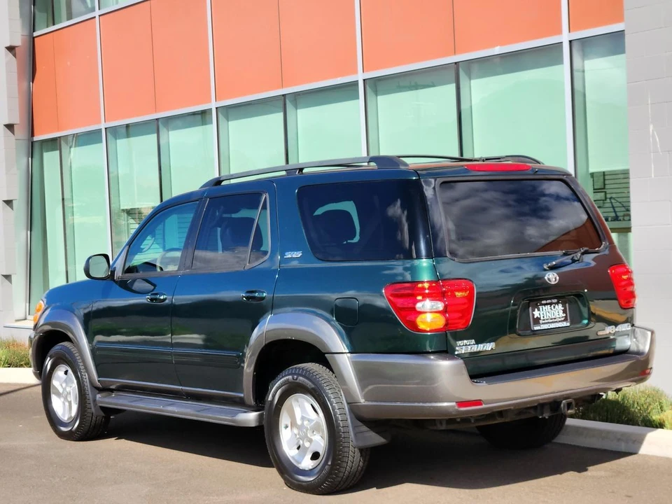 2003 Toyota Sequoia 1st Gen - Image 13 of 31