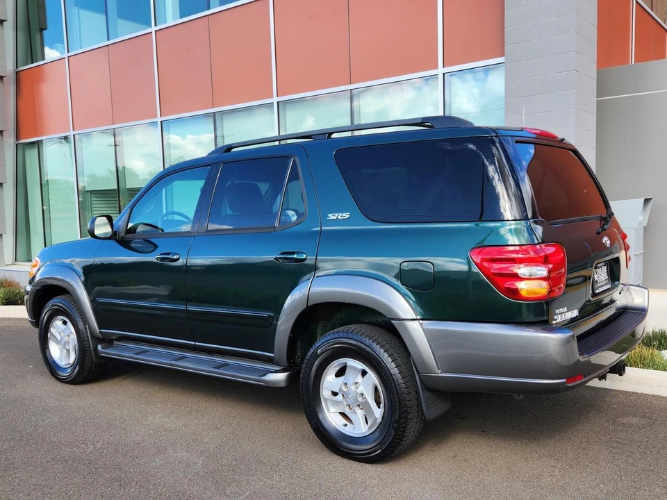 2003 Toyota Sequoia 1st Gen - Image 12 of 31