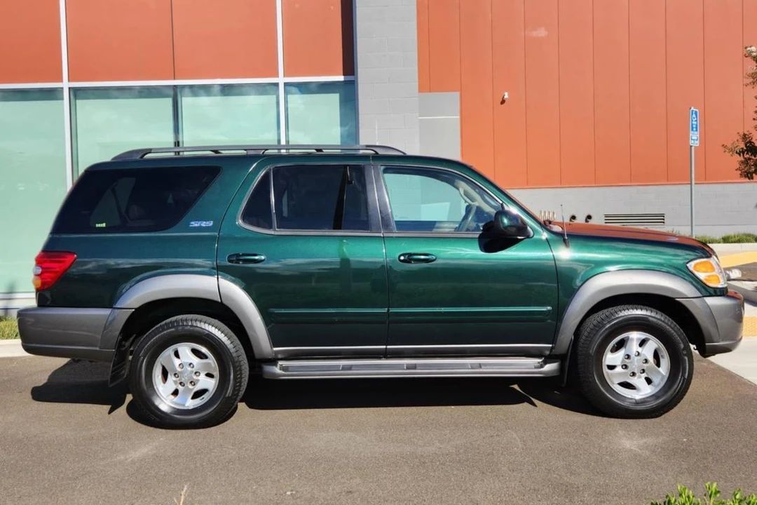 2003 Toyota Sequoia 1st Gen - Image 3 of 31