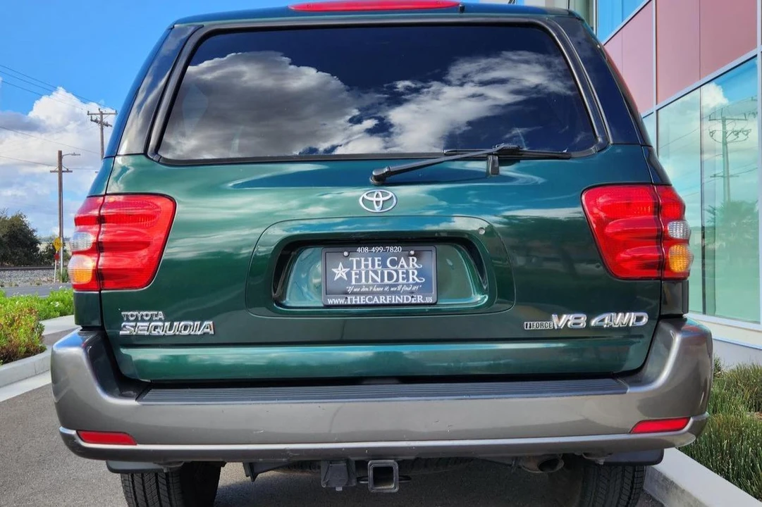 2003 Toyota Sequoia 1st Gen - Image 5 of 31