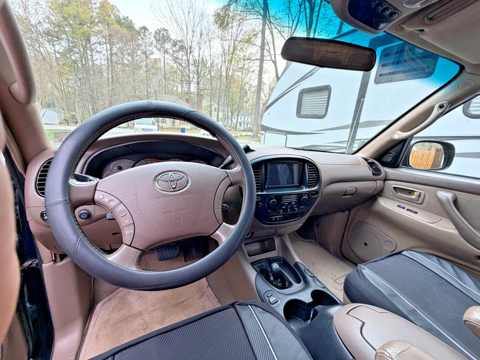 2003 Toyota Sequoia 1st Gen - Image 9 of 18