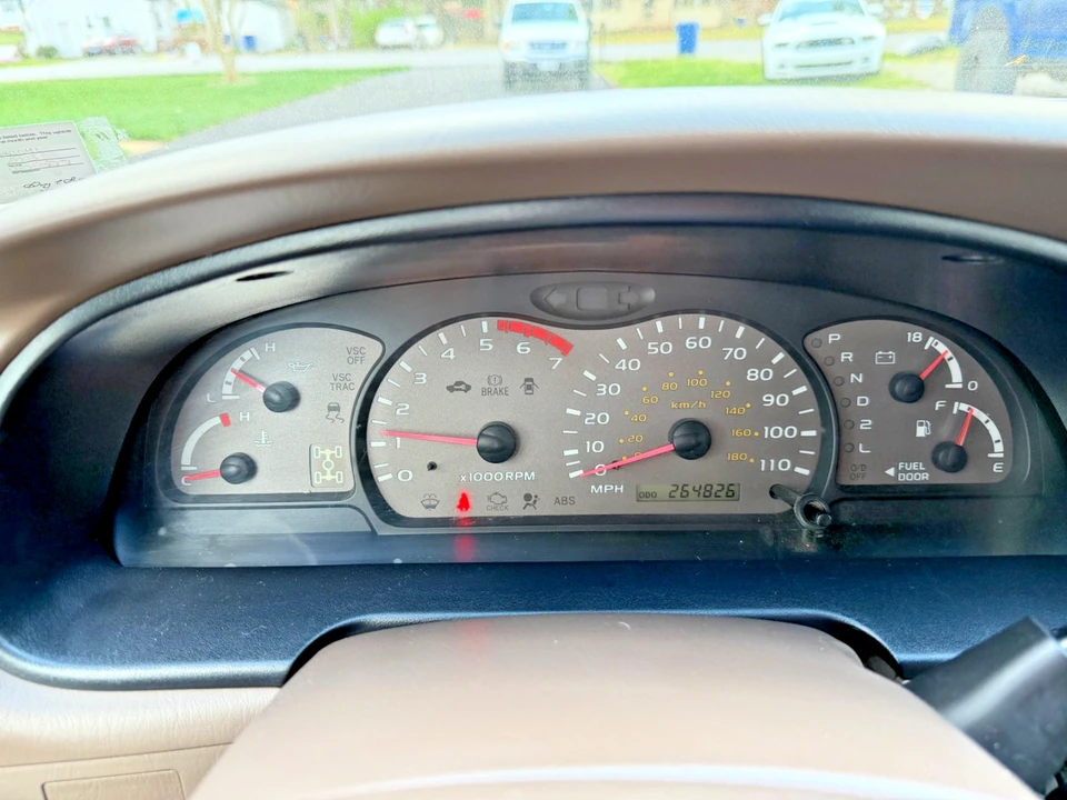 2003 Toyota Sequoia 1st Gen - Image 11 of 18