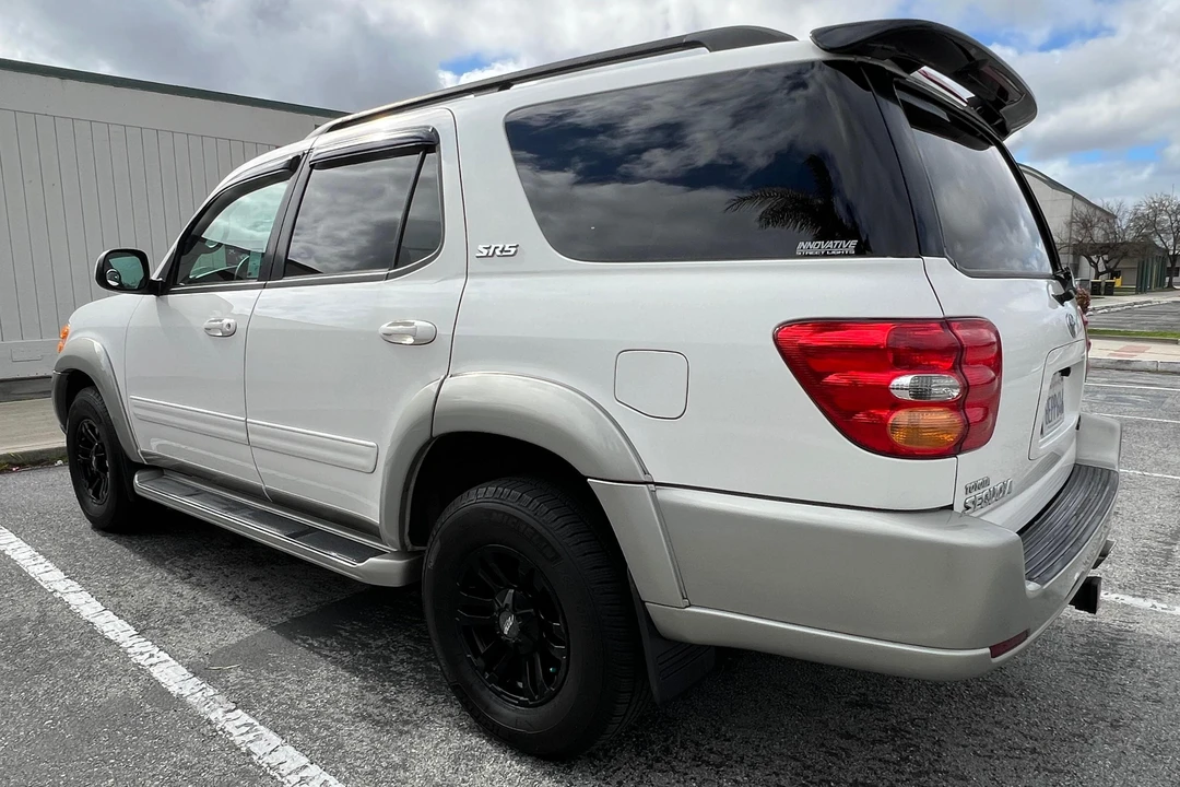 2003 Toyota Sequoia 1st Gen - Image 4 of 31