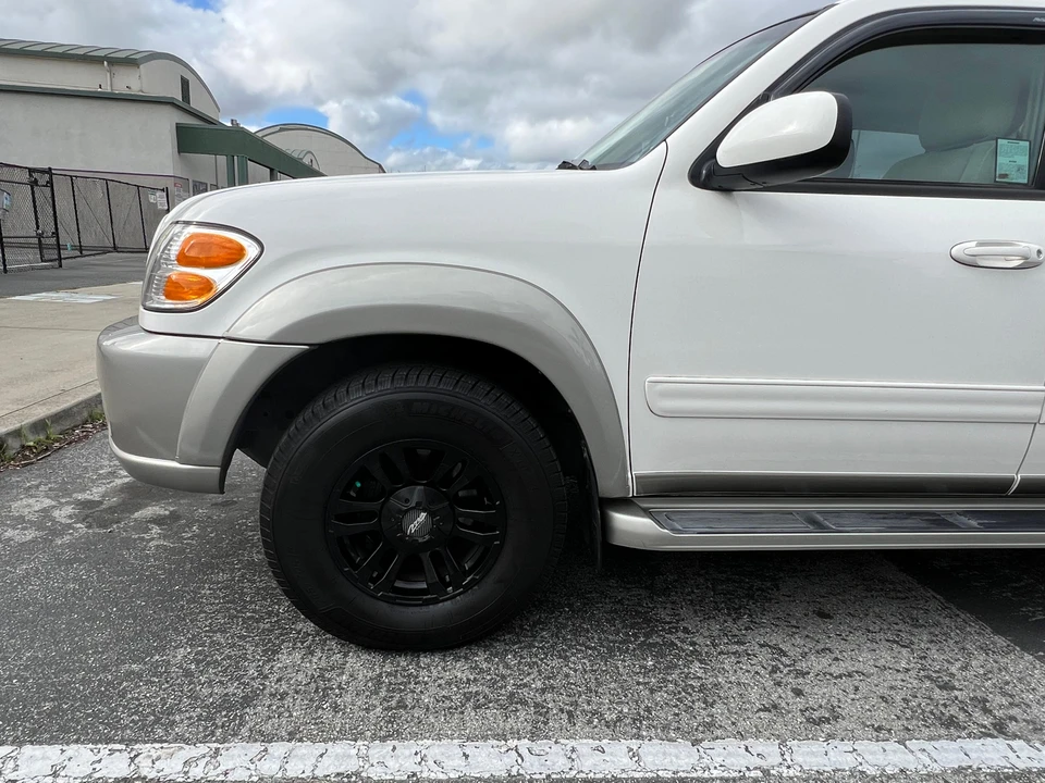 2003 Toyota Sequoia 1st Gen - Image 20 of 31