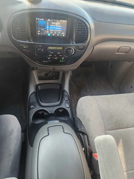 2003 Toyota Sequoia 1st Gen - Image 8 of 11