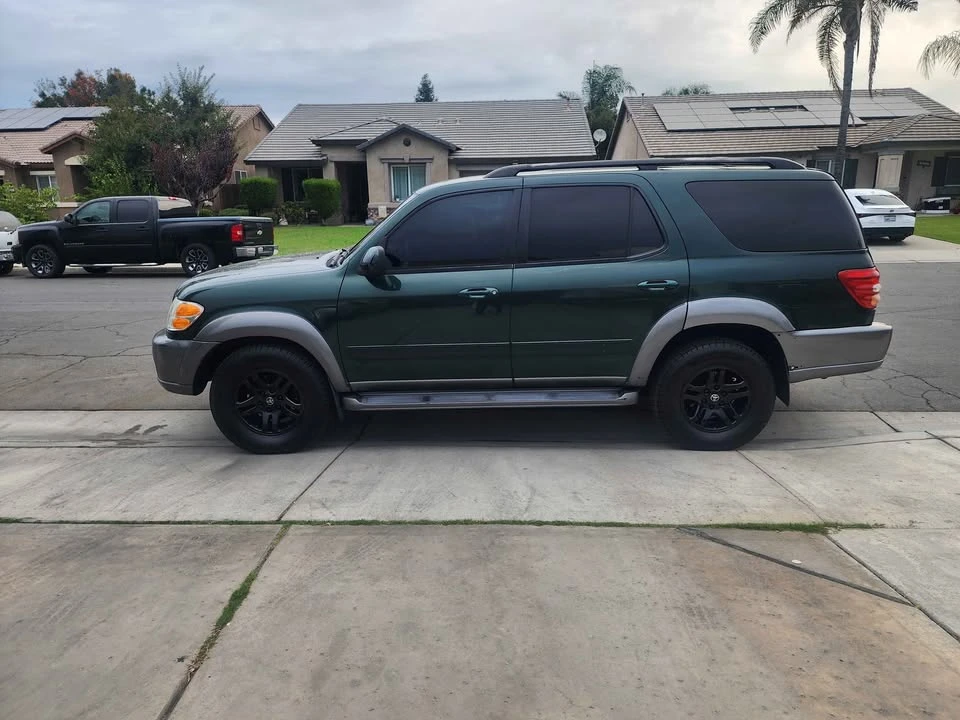 2003 Toyota Sequoia 1st Gen - Image 2 of 11