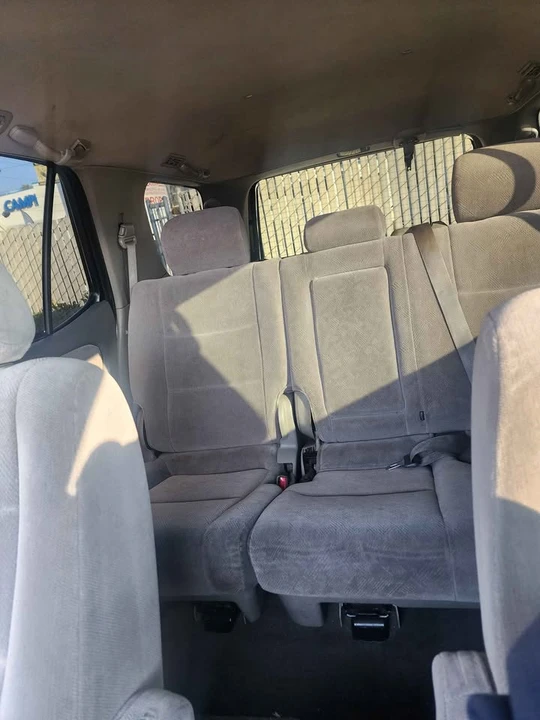 2003 Toyota Sequoia 1st Gen - Image 9 of 11