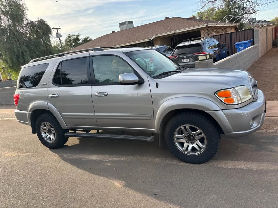 2003 Toyota Sequoia 1st Gen - Image 4 of 19
