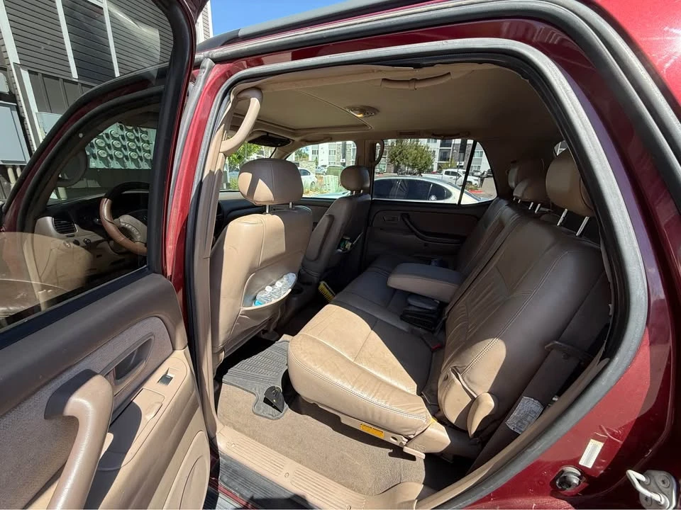 2003 Toyota Sequoia 1st Gen - Image 9 of 11
