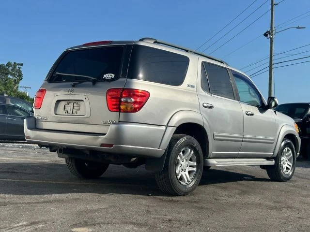 2003 Toyota Sequoia 1st Gen - Image 4 of 15