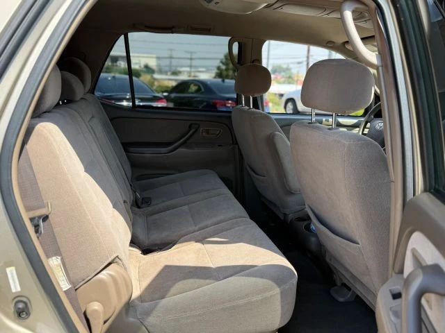 2003 Toyota Sequoia 1st Gen - Image 20 of 21