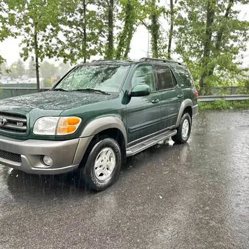 2003 Toyota Sequoia SR5 Sport Utility 4D