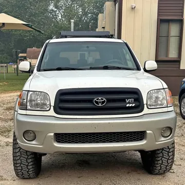 2003 Toyota Sequoia SR5 Sport Utility 4D