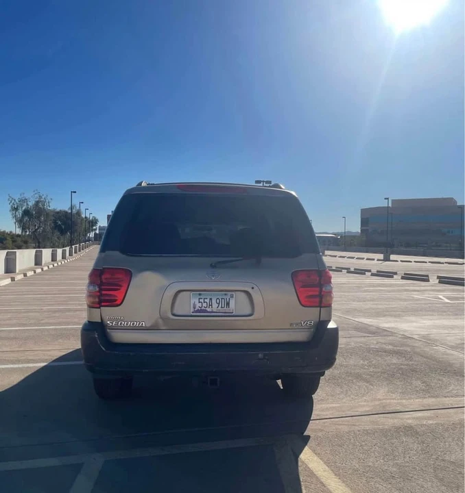 2003 Toyota Sequoia 1st Gen - Image 4 of 16