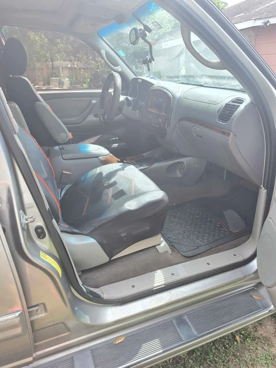 2003 Toyota Sequoia 1st Gen - Image 6 of 6