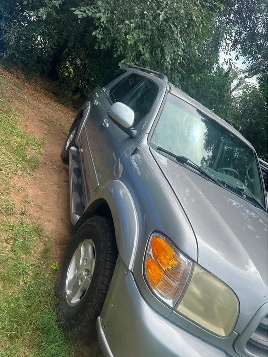 2003 Toyota Sequoia 1st Gen - Image 3 of 6