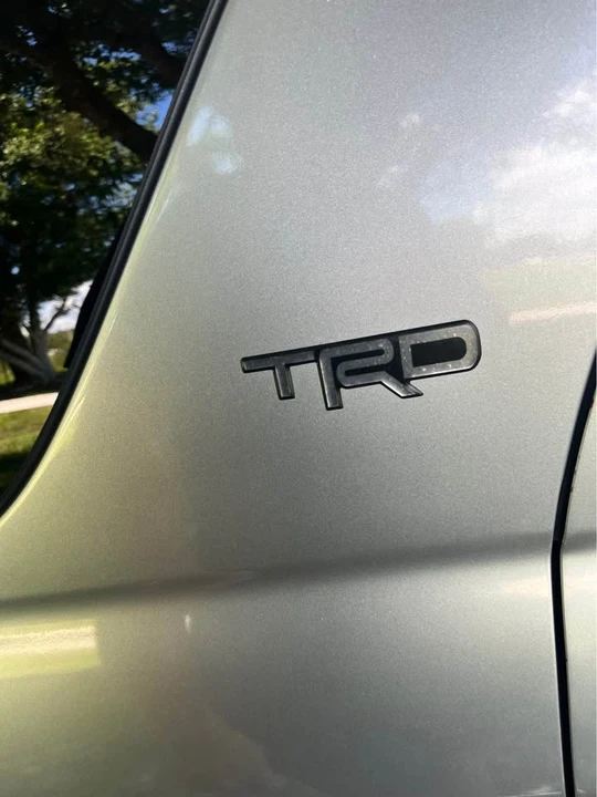 2003 Toyota Sequoia 1st Gen - Image 9 of 20