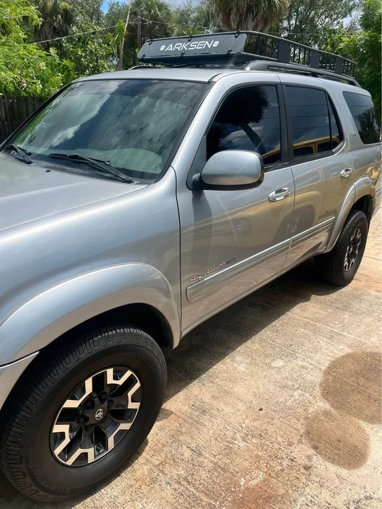 2003 Toyota Sequoia 1st Gen - Image 7 of 20