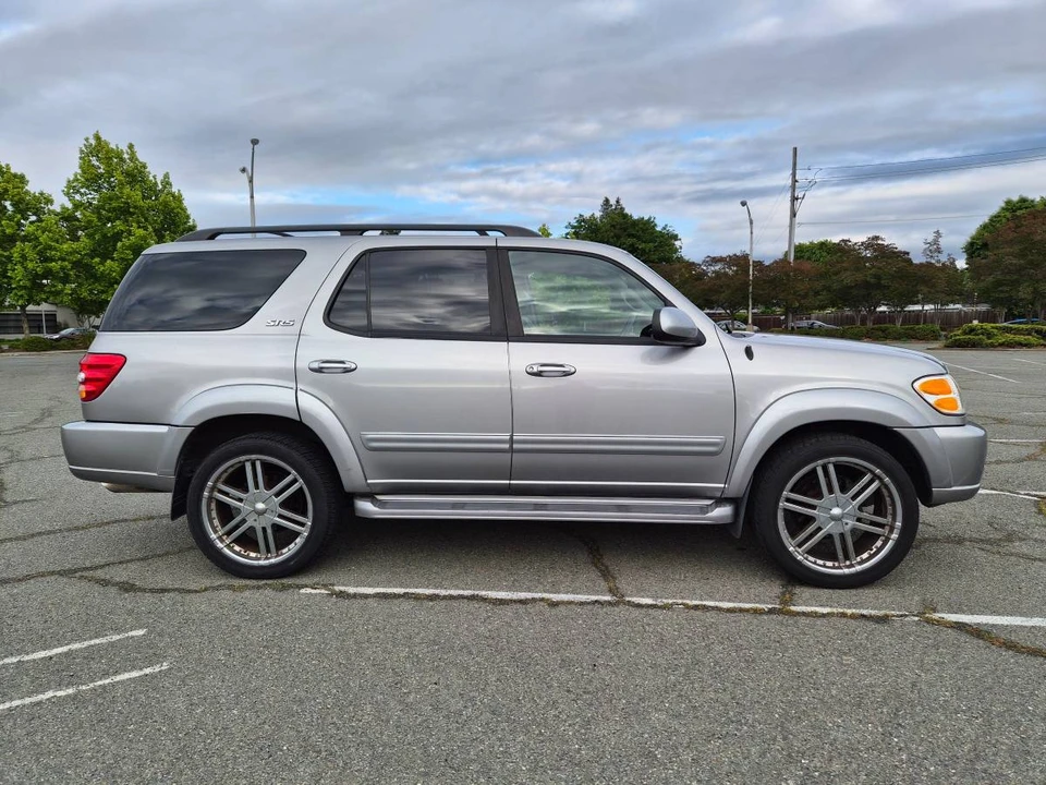 2003 Toyota Sequoia 1st Gen - Image 3 of 19