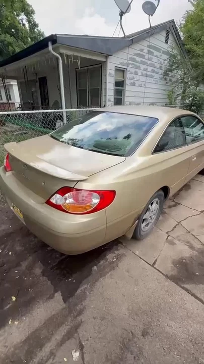 2003 Toyota Solara 1st Gen - Image 2 of 2