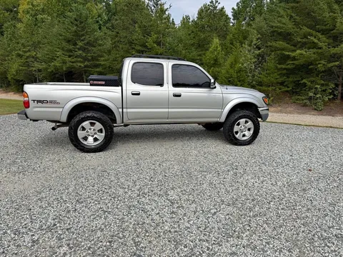 2003 Toyota Tacoma Double Cab TRD Off-Road Pickup 4D 5 ft