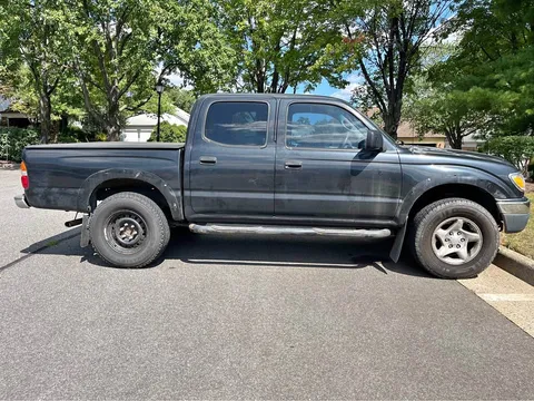 2003 Toyota Tacoma Double Cab TRD Off-Road Pickup 4D 5 ft