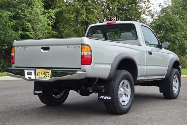2003 Toyota Tacoma 1st Gen - Image 2 of 7