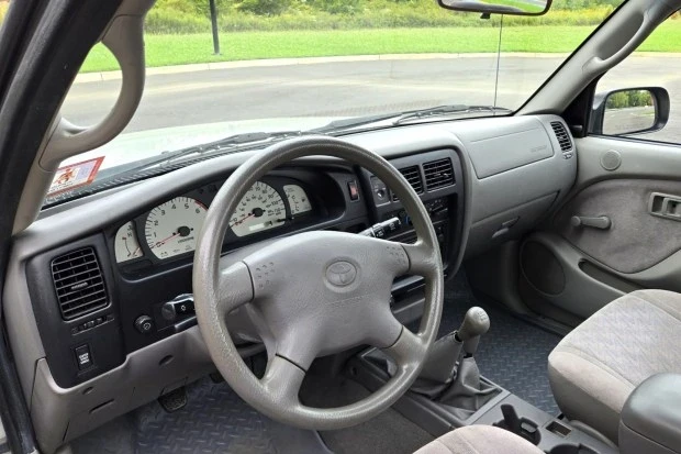 2003 Toyota Tacoma 1st Gen - Image 5 of 7