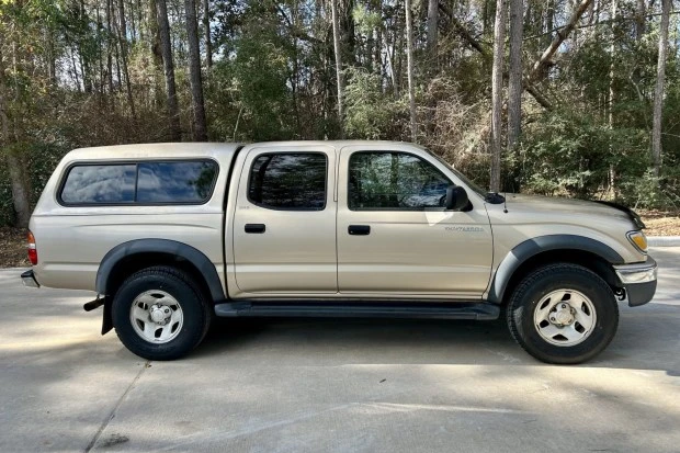 2003 Toyota Tacoma 1st Gen - Image 3 of 7