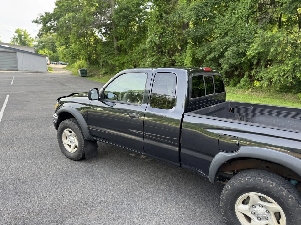 2003 Toyota Tacoma 1st Gen - Image 29 of 31