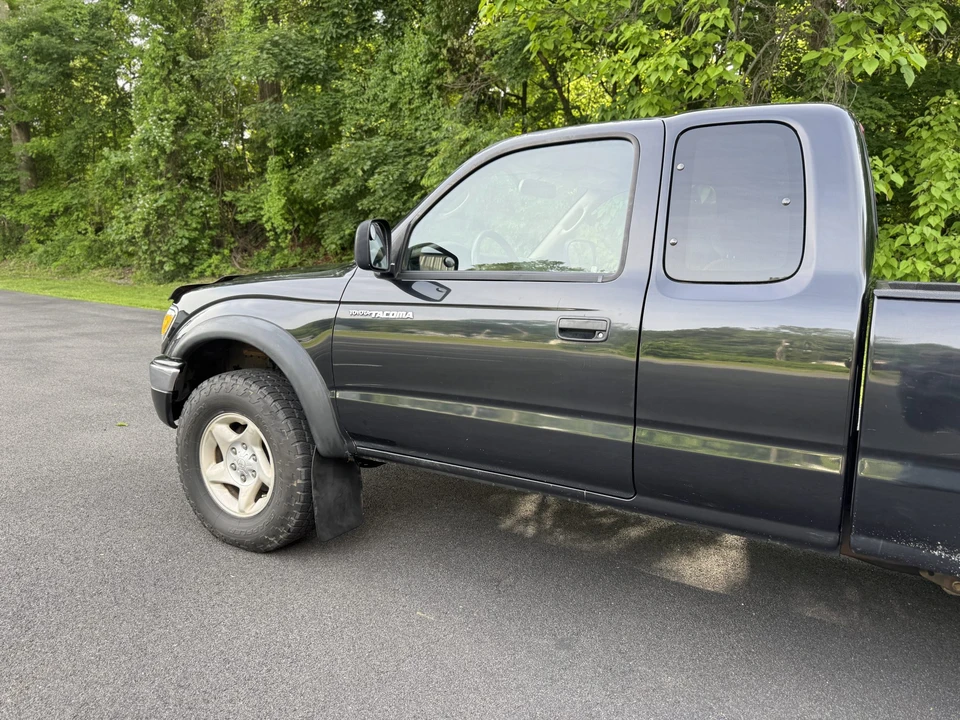 2003 Toyota Tacoma 1st Gen - Image 27 of 31
