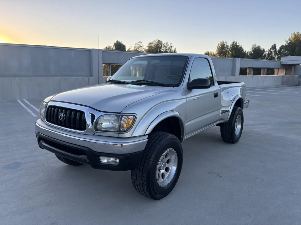 2003 Toyota Tacoma 1st Gen - Image 2 of 31