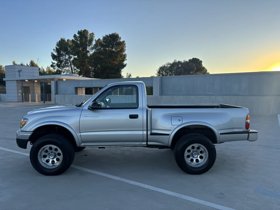 2003 Toyota Tacoma 1st Gen - Image 10 of 31