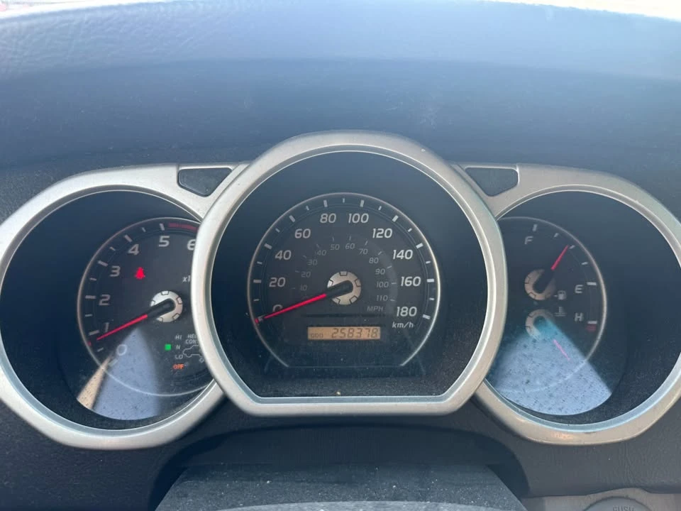 2003 Toyota 4Runner 4th Gen - Image 10 of 19