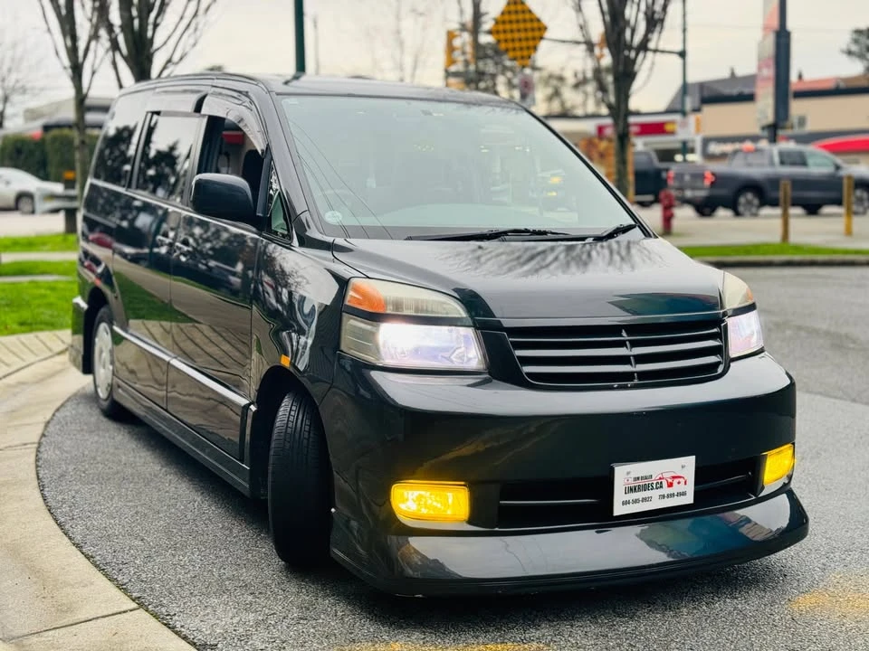 2003 Toyota Previa/Estima - Image 3 of 20