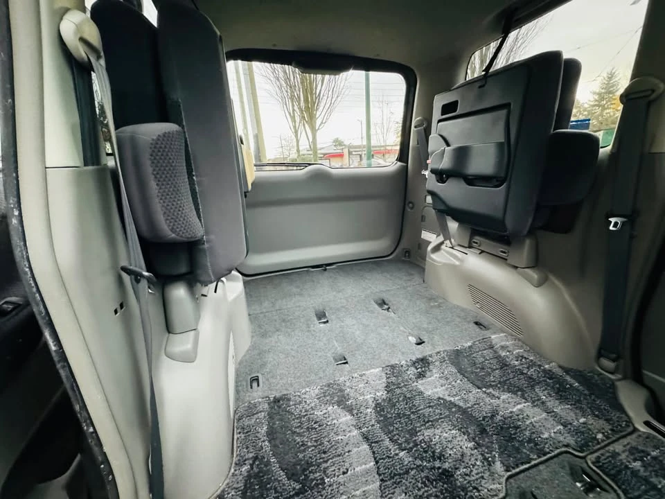 2003 Toyota Previa/Estima - Image 16 of 20