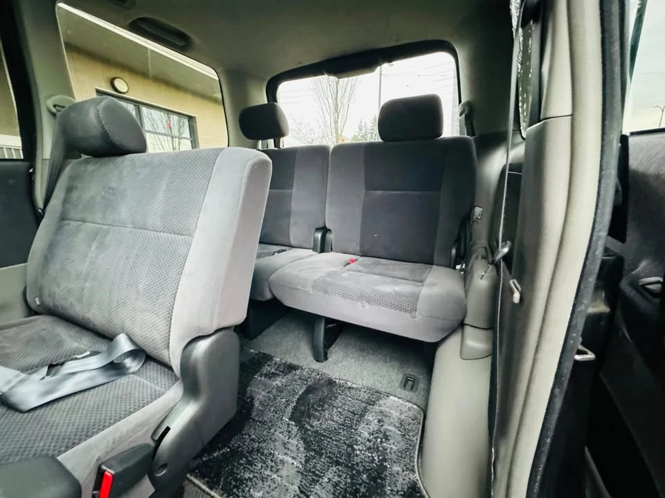 2003 Toyota Previa/Estima - Image 13 of 20