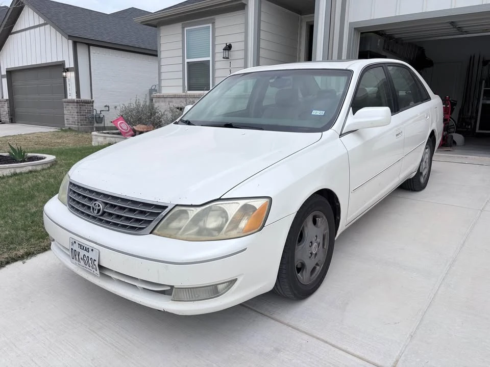 2003 Toyota Avalon 2nd Gen - Image 9 of 9