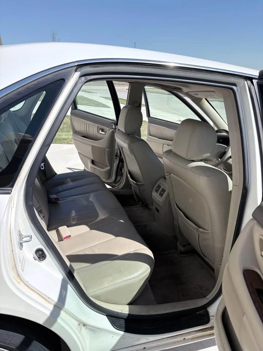 2003 Toyota Avalon 2nd Gen - Image 3 of 9
